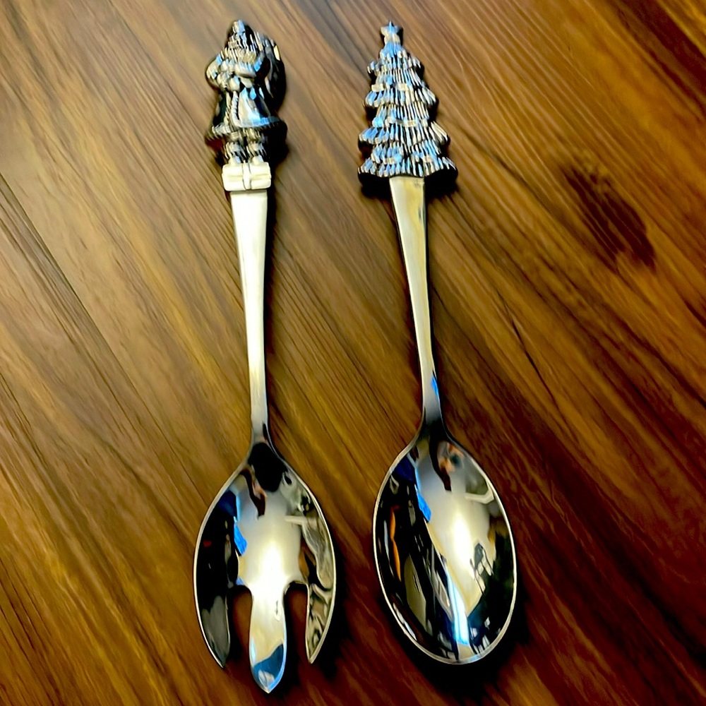 Spoon and tong very pretty and very heavy